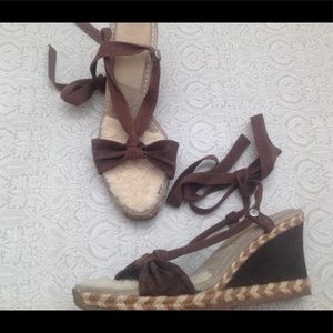 UGG Amelie Brown Wedge Wrap Around Ankle Strap 10